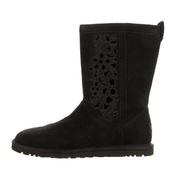 UGG Lo‎ Pro Floral Suede Black Laser Cut Ankle Boots size 7 leather embroidered - Picture 1 of 11